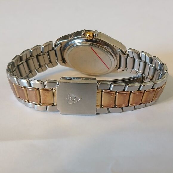 Vtg Croton Reliance Chevy Black Dial Two-Tone Women Watch WR 3ATM - 5 1/2\